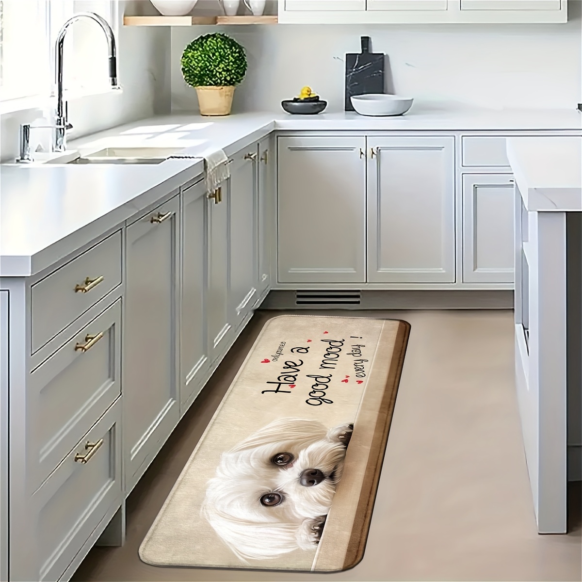 Commercial Kitchen Quotes - พรมปูพื้นลายสุนัขมอลทีสสีขาวน่ารัก พร้อมข้อความสร้างแรงบันดาลใจ โทนสีอบอุ่นและเป็นกลาง เหมาะสำหรับห้องครัวและบ้าน